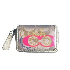 Coach Poppy Y2K Gold & Pink Contact Lens Mini Case. Perfect‎ for many other uses